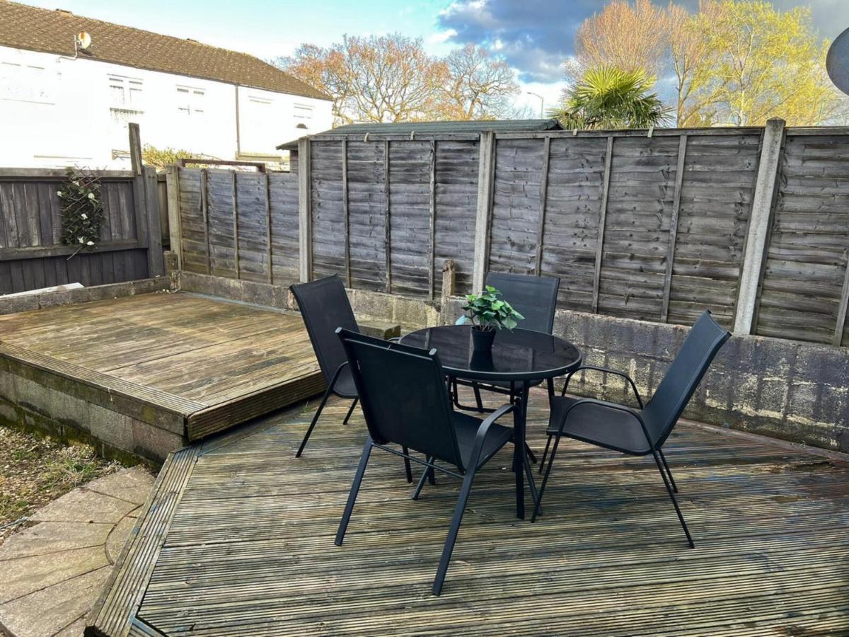 Spacious & Comfy Home- Very Close To Nec Birmingham ,Hs2 & Airport- Perfect For Contractors & Groups- Free Parking & Fast Wifi Marston Green Zewnętrze zdjęcie