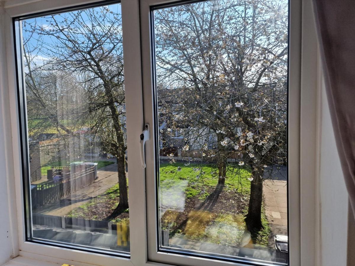 Spacious & Comfy Home- Very Close To Nec Birmingham ,Hs2 & Airport- Perfect For Contractors & Groups- Free Parking & Fast Wifi Marston Green Zewnętrze zdjęcie